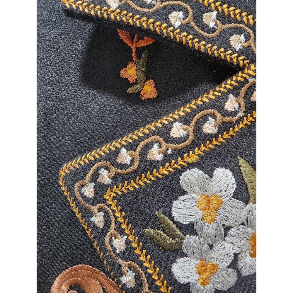 Pyramid Collection Paisley Punch Embroidered Coat Black Wool Blend Size Small - Picture 13 of 16